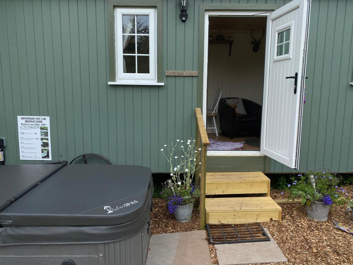 The Laburnum Retreat Shepherd Hut Private Hot Tub Upper Hulme Zewnętrze zdjęcie